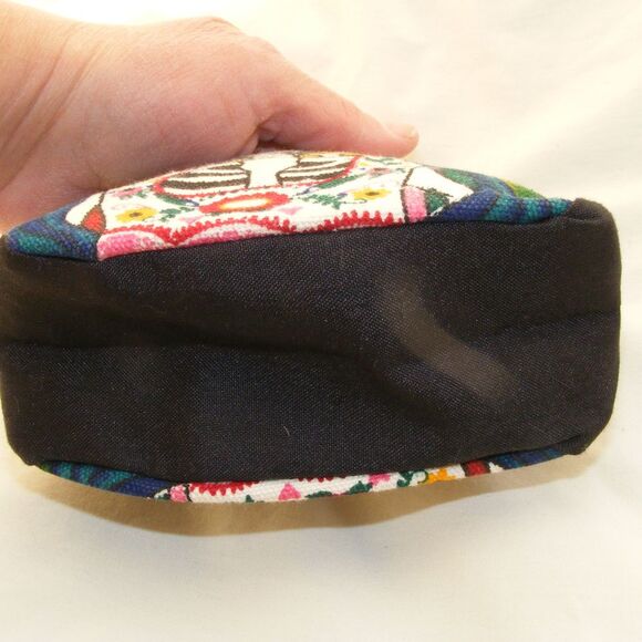 DIA DE LOS MUERTOS Sm bag, 4.75x 4.5x 2.5 Frida, Canvas, Zipper, - Picture 5 of 7